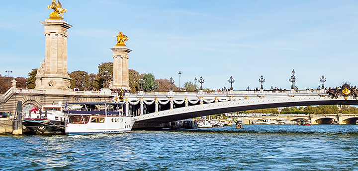 Sodexo and Vinci Energies launch hybrid river shuttle