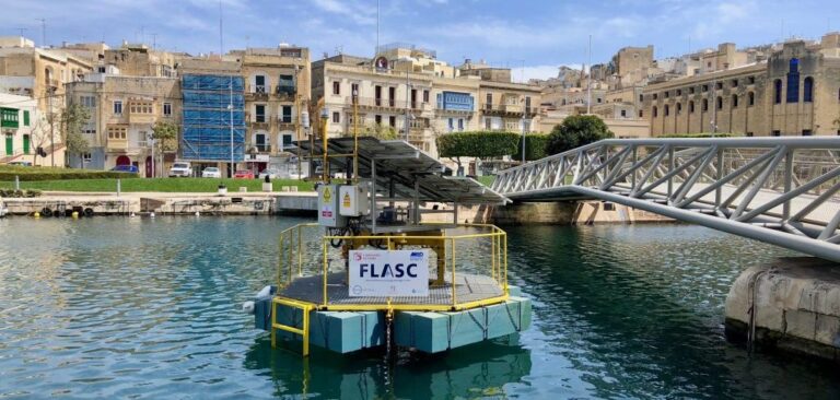 Battery-free offshore energy storage set for expansion
