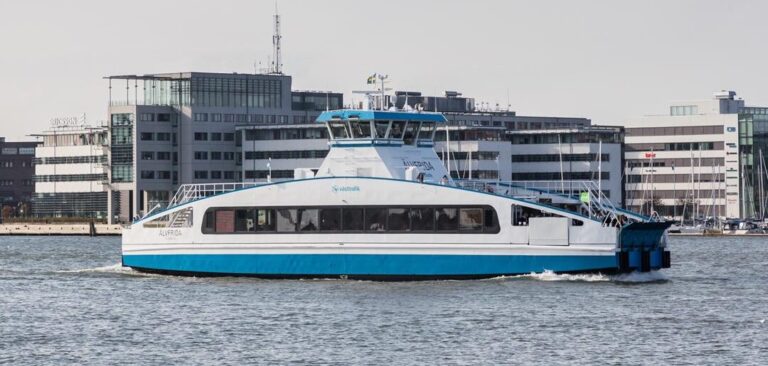 Gothenburg to further expand its electric ferry fleet