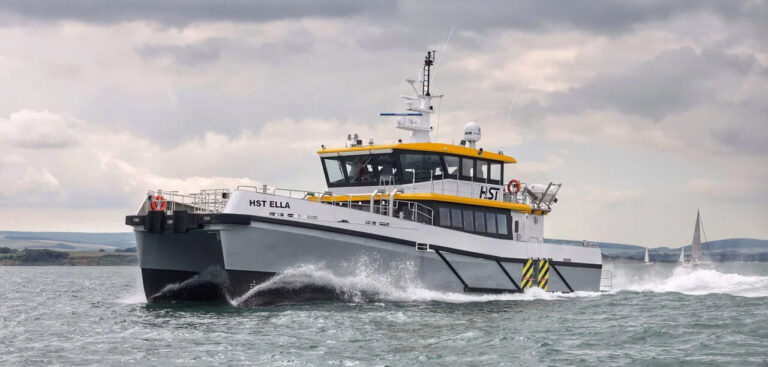 First hybrid CTV delivered to HST Marine