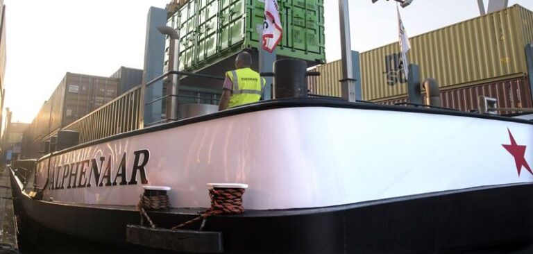 Containerized energy storage systems provide flexibility for zero emissions shipping