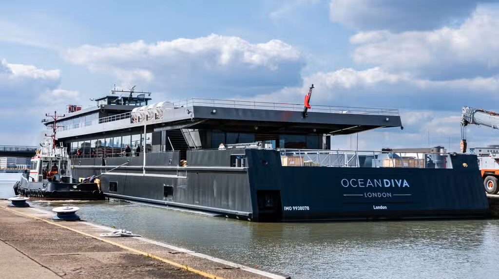 ESTFloattech supplies energy storage system for London events vessel