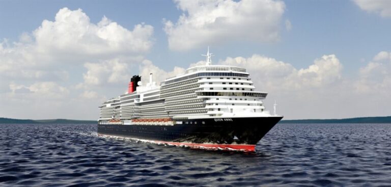 Cunard’s entire fleet now capable of connecting to shore power