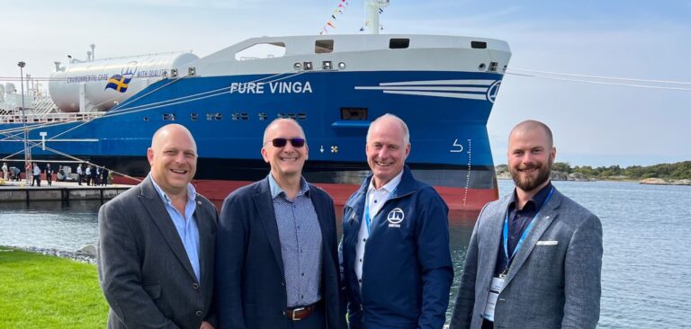 Furetank and Algoma Central Corporation co-order two additional Vinga dual-fuel battery hybrids