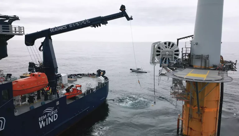 Vard completes testing offshore charging solution Ocean Charger is demonstrated at sea.
