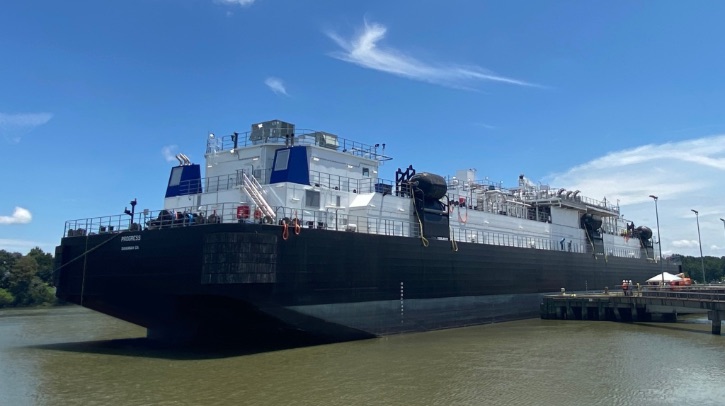Crowley has accepted delivery of the LNG bunker barge Progress, reportedly the largest US Jones Act-compliant vessel of its kind, after construction was completed at Fincantieri Bay Shipbuilding in Sturgeon Bay, Wisconsin.