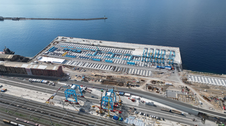 Rijeka Gateway to be powered by renewable electricity Rijeka Gateway has secured electricity from renewable energy sources for the operation of its container terminal to reduce CO2 and other harmful gas emissions.