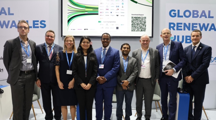 Shipping leaders commit to 10% uptake of zero-emission fuels by 2030 at COP 29 At COP 29, more than 50 leaders across the spectrum of the shipping value chain – e-fuel producers, vessel and cargo owners, ports, and equipment manufacturers – have signed a call to action to strengthen targets and commit to increasing the uptake of zero or near-zero GHG emission shipping fuels to at least 5%, striving for 10%, by 2030.