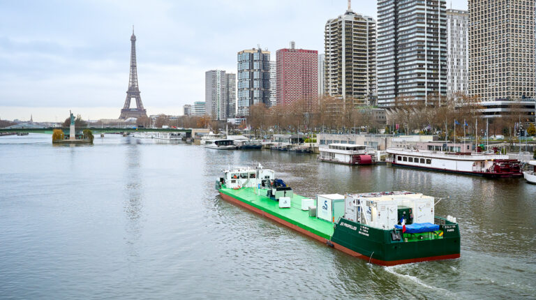 Hydrogen-powered Zulu 06 launches in Paris France’s first hydrogen-powered river vessel, the Zulu 06, launched on the Seine in Paris at the start of December.