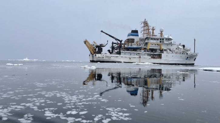 NOAA awards US$95.4m contract to upgrade Oscar Dyson technology NOAA's Oscar Dyson out at sea supporting a science mission in Alaska in 2022.