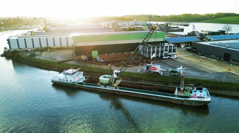 First emission-free cable excavator vessel enters service in the Netherlands.